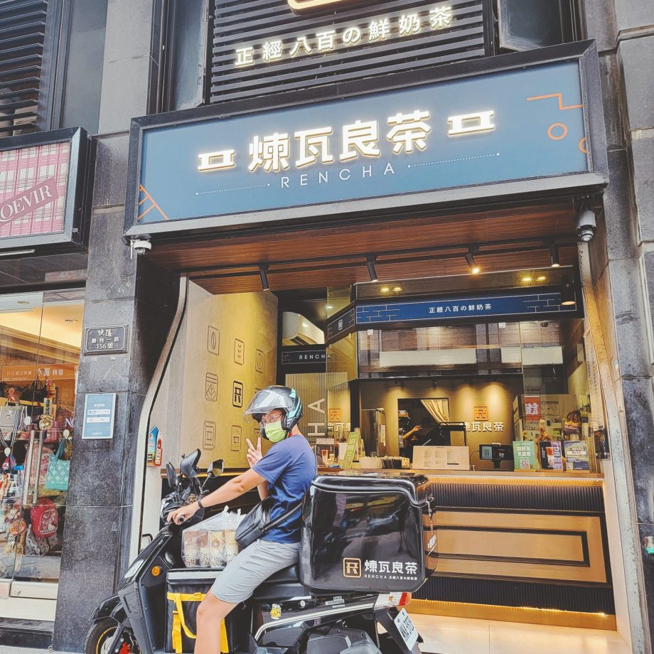 {"FN":"RO3","FS":100,"category_id":"-","content_id":"-","from":"-","sourceType":1,"stickerZipUrl":""}